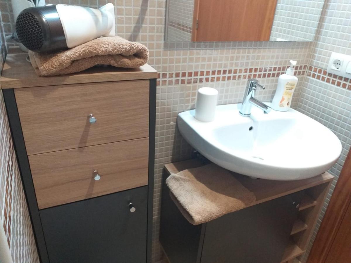 Centrico Y Acogedor Apartamento Girona Dış mekan fotoğraf
